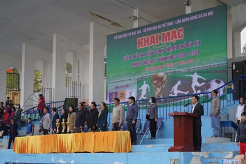 Khai mạc môn bóng đá giải Thể thao học sinh TP Hà Nội năm học 2020-2021